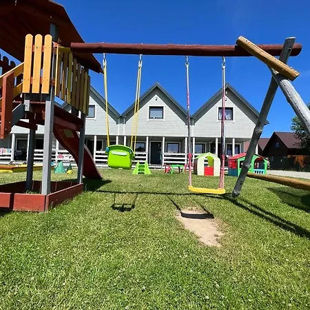 Letniskowe Rajski Brzeg Semesterbostad Ustronie Morskie